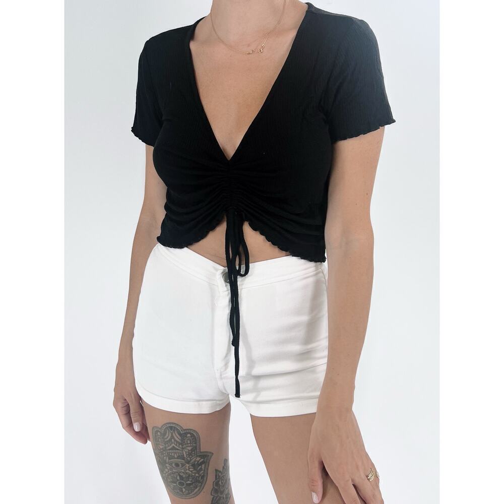 Garage Black Ribbed Drawstring V-Neckline Short Sleeve Top Size Large